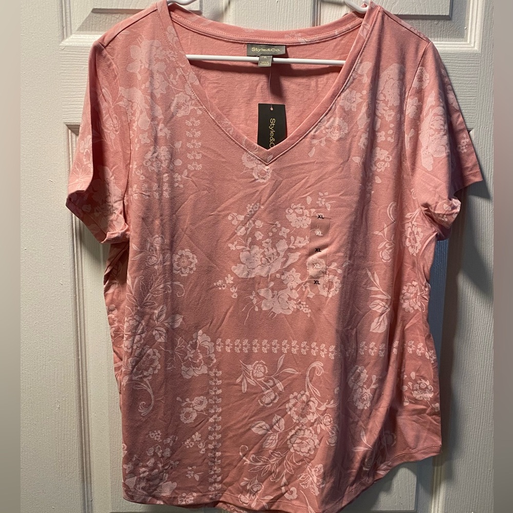 NWT Women’s Style & Co V-Neck Top